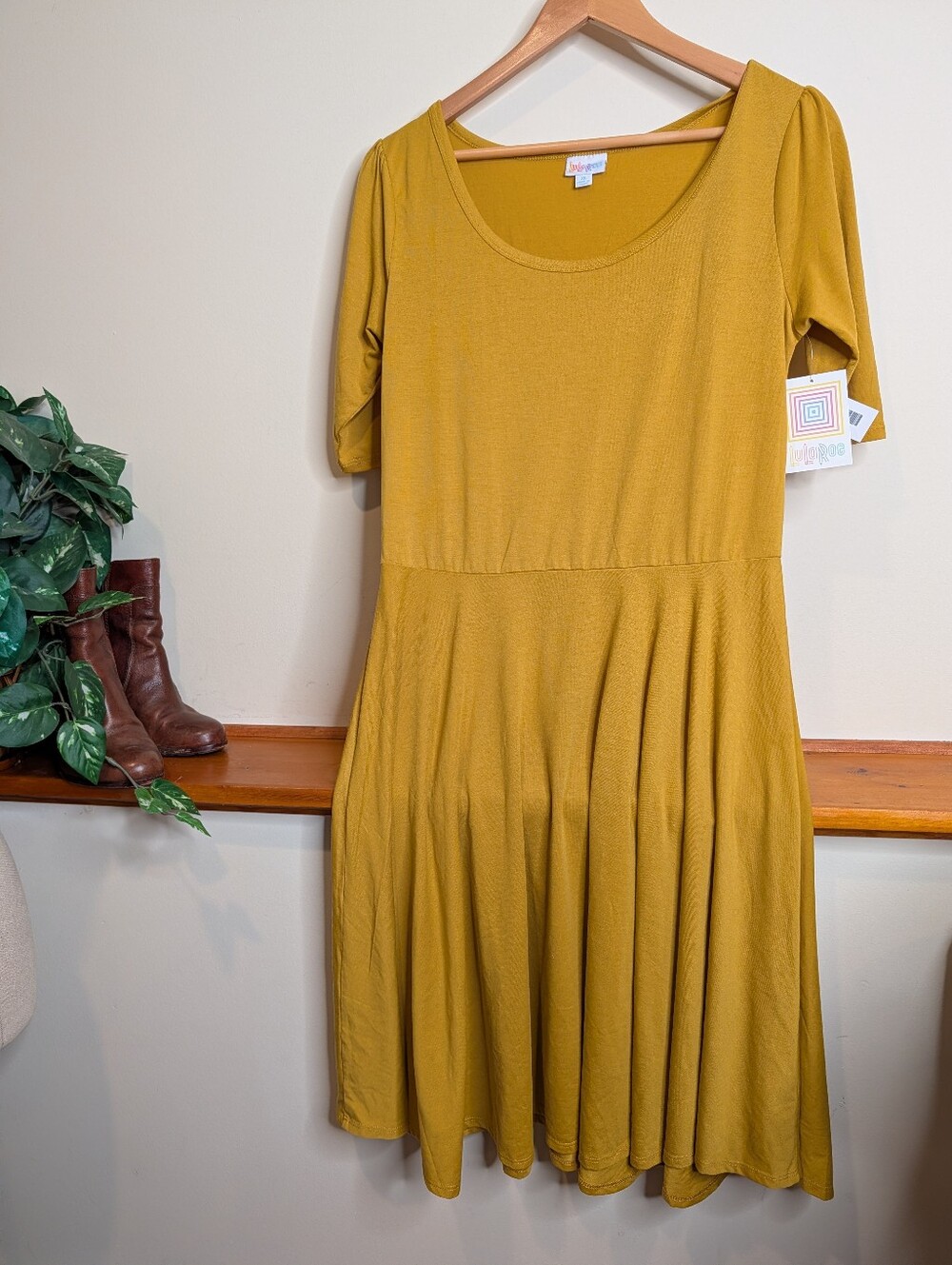 LuLaRoe Nicole Dress XL Mustard Gold Fit & Flare 3/4 Sleeve NWT Scoop Neck